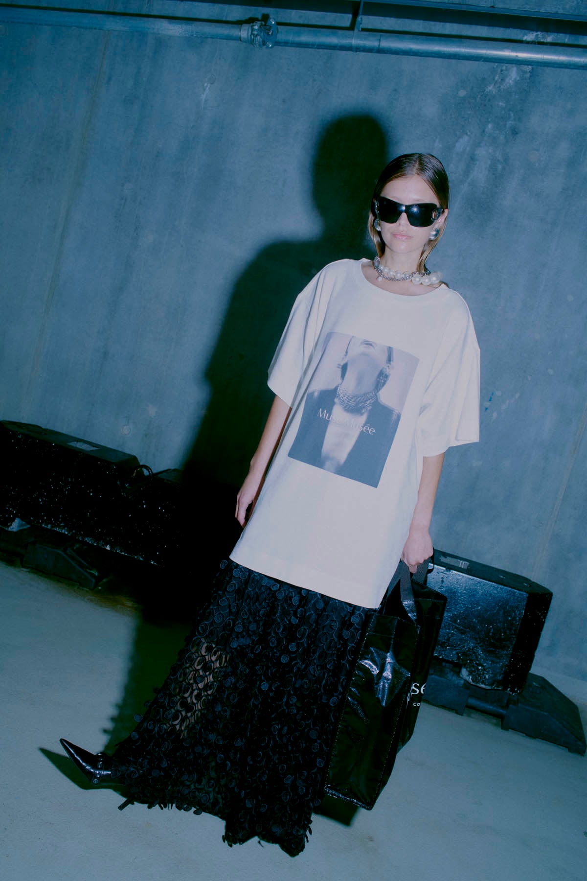 CMMUSE - T-SHIRT IN WEISS
